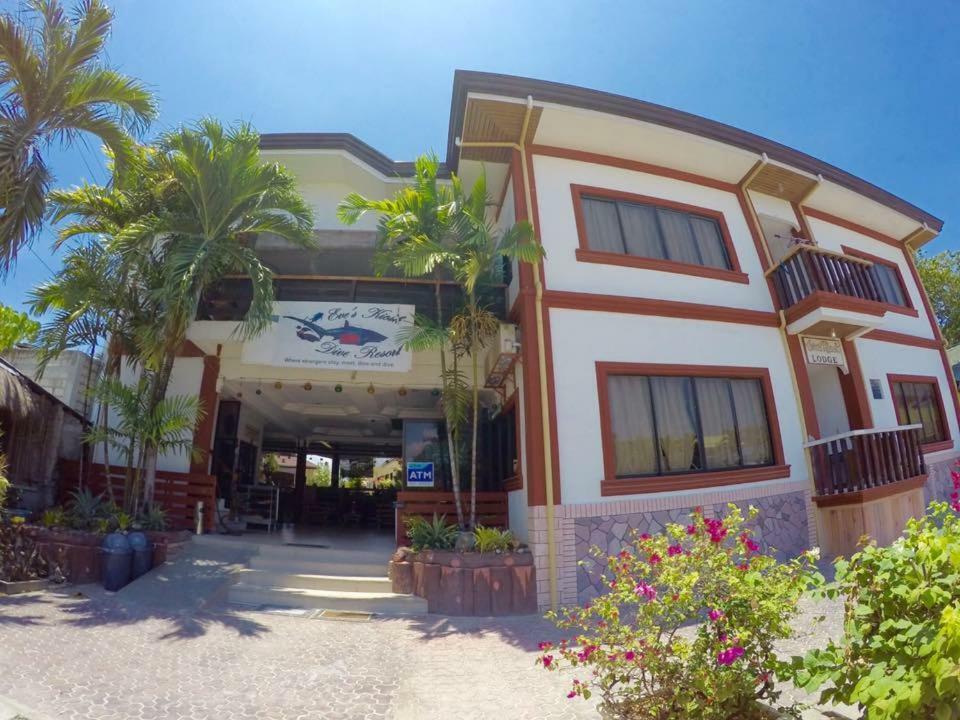 Eve'S Kiosk Dive Resort Moalboal Kültér fotó